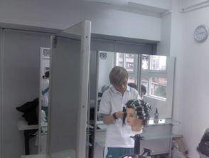 踐行“三三制”，向準(zhǔn)職業(yè)人邁進(jìn)——現(xiàn)代服務(wù)系形象設(shè)計(jì)專業(yè)實(shí)踐教學(xué)紀(jì)實(shí)